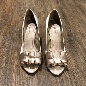 Kelly & Katie Champagne Peep Toe Heels
